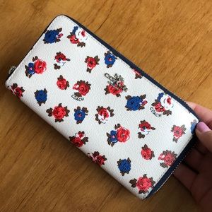 Coach Leather Wallet New W/O Tags